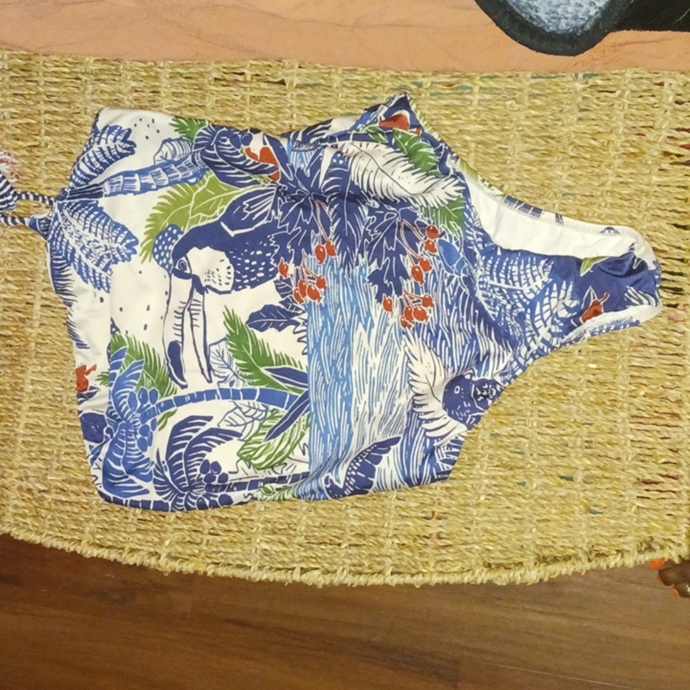 Farm Rio Graphic Rio One-Shoulder Swimsuit Tropical Toucan Print Size M …